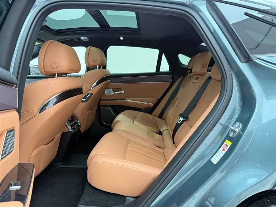 BYD HanL 2025 #18 BYD HanL 2025 car image #18