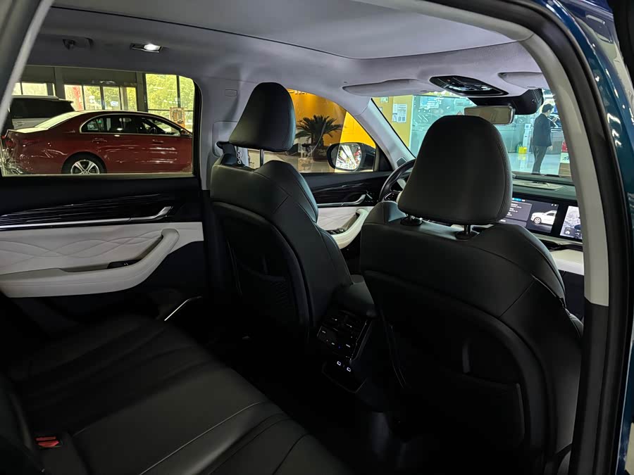 GEELY Monjaro 2023 car image #18