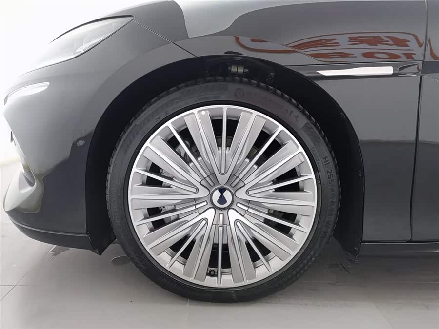 Denza Z9 2024 #18 Denza Z9 2024 car image #18