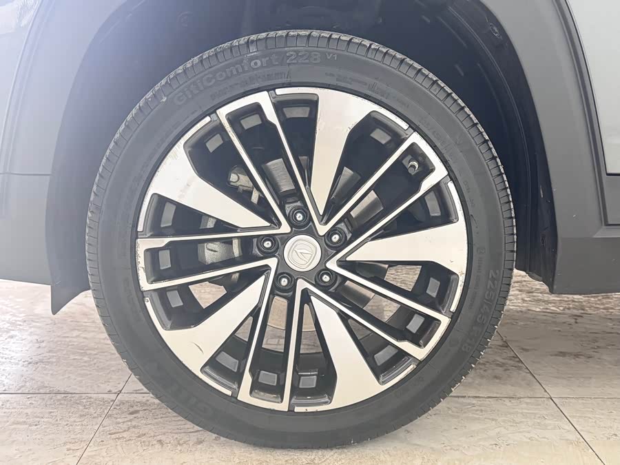 Changan CS35 Plus 2021 изображение автомобиля #18