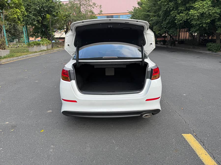 Kia K5 2019 immagine di auto #18