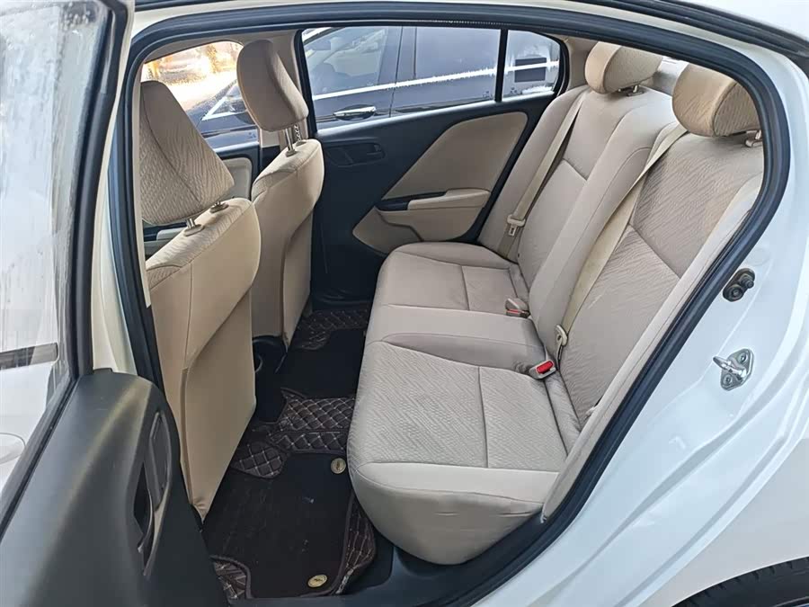 Honda Greiz 2019 изображение автомобиля #18