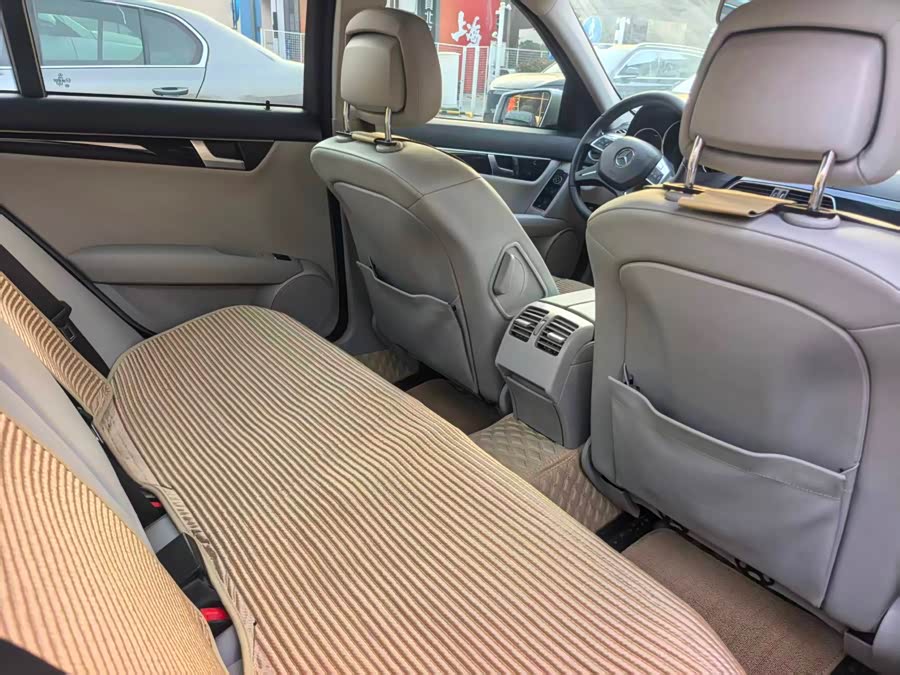 Mercedes-Benz C Class 2014 car image #18