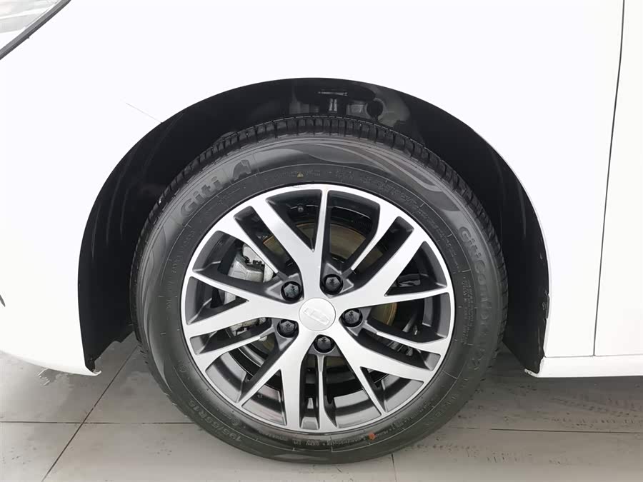 GEELY Emgrand 2023 car image #18