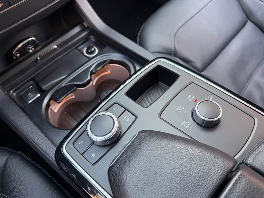 Mercedes-Benz GLE Coupe 2017 #18 Mercedes-Benz GLE Coupe 2017 car image #18