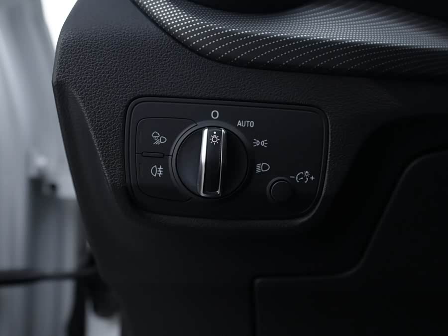 奥迪 奥迪Q2L e-tron 2021 汽车图片 #18