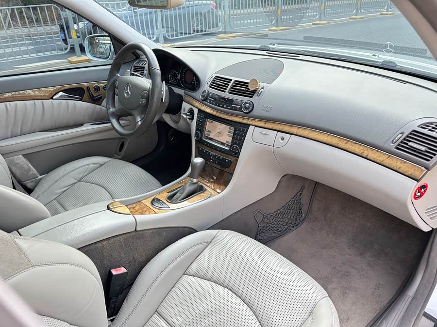 Mercedes-Benz E AMG 2007 immagine di auto #18