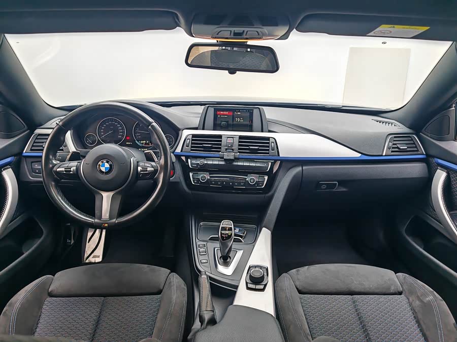 BMW 4 Series 2018 car image #18