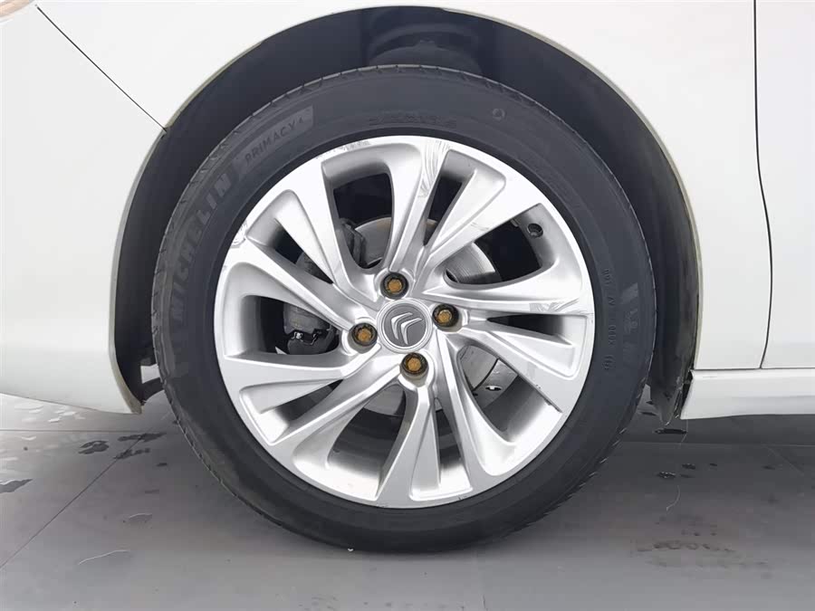 Citroen C4L 2016 imagen de coche #18