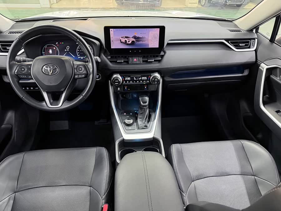 Toyota Wildlander 2023 #18 Toyota Wildlander 2023 изображение автомобиля #18