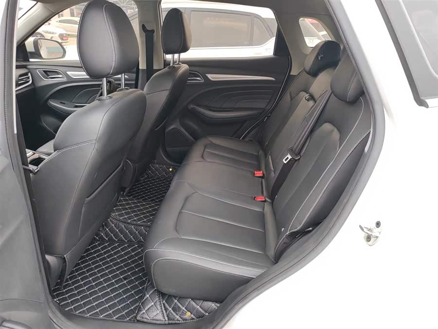 Roewe RX3 2018 изображение автомобиля #18