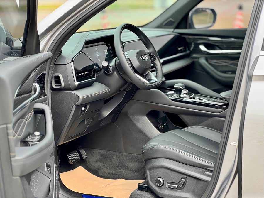 GEELY Monjaro 2024 imagem de carro #18