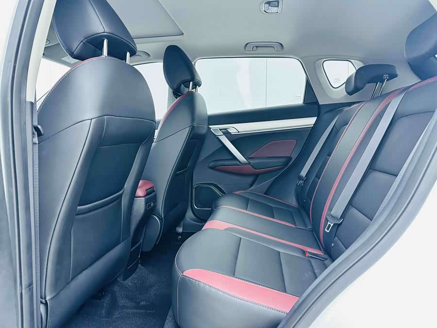 GEELY Coolray 2022 car image #18