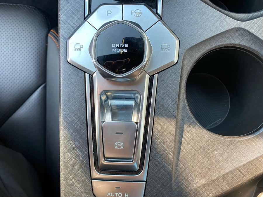 Changan UNI-V 2022 car image #18