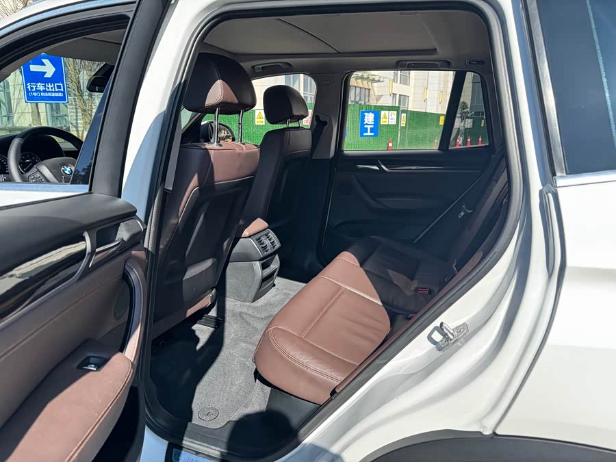 BMW X3 (Imported) 2015 صورة سيارة #18