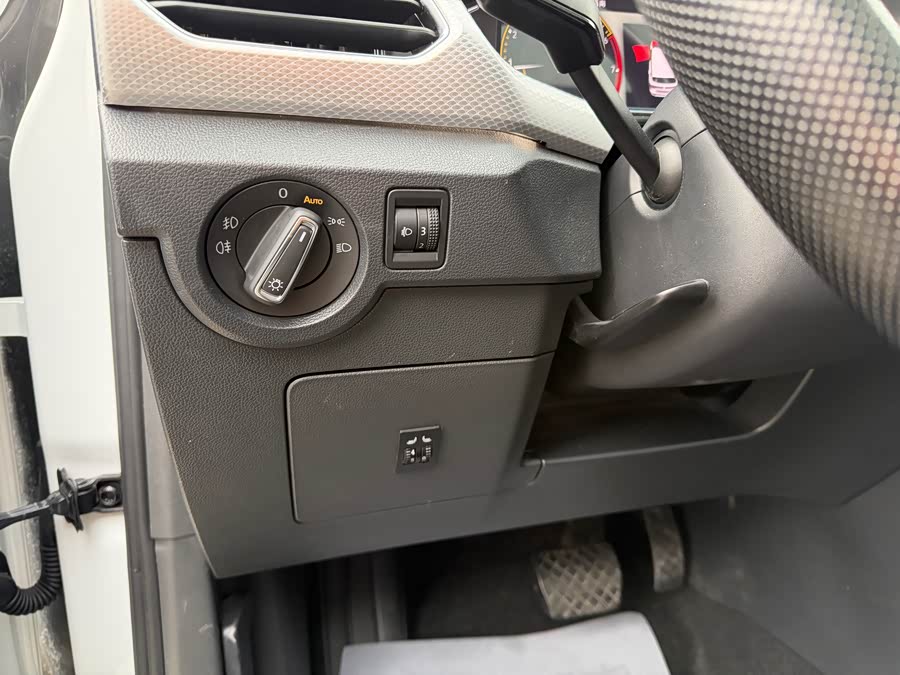 Volkswagen Tacqua 2021 car image #18