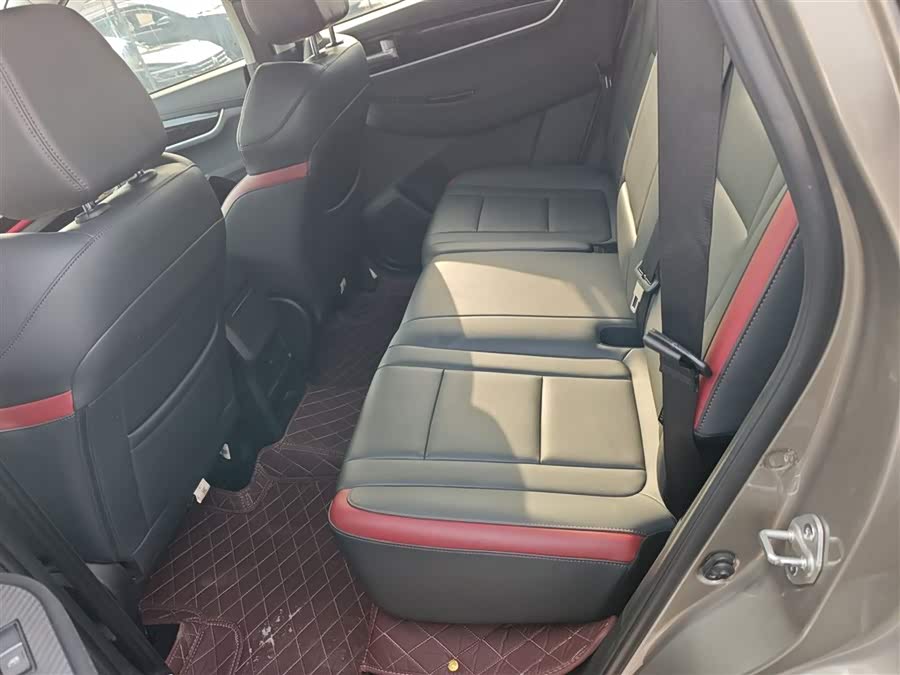 Forthing T5 2021 imagem de carro #18