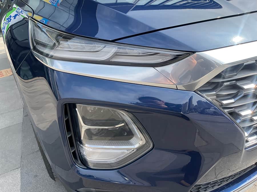 Hyundai Santa Fe 2019 #18 Hyundai Santa Fe 2019 car image #18