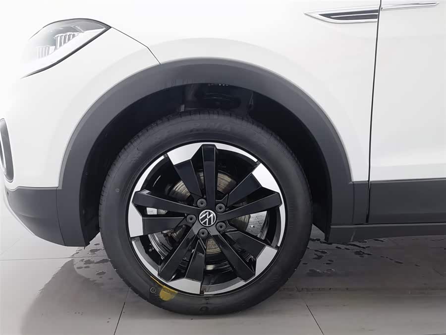 Volkswagen Tacqua 2024 car image #18