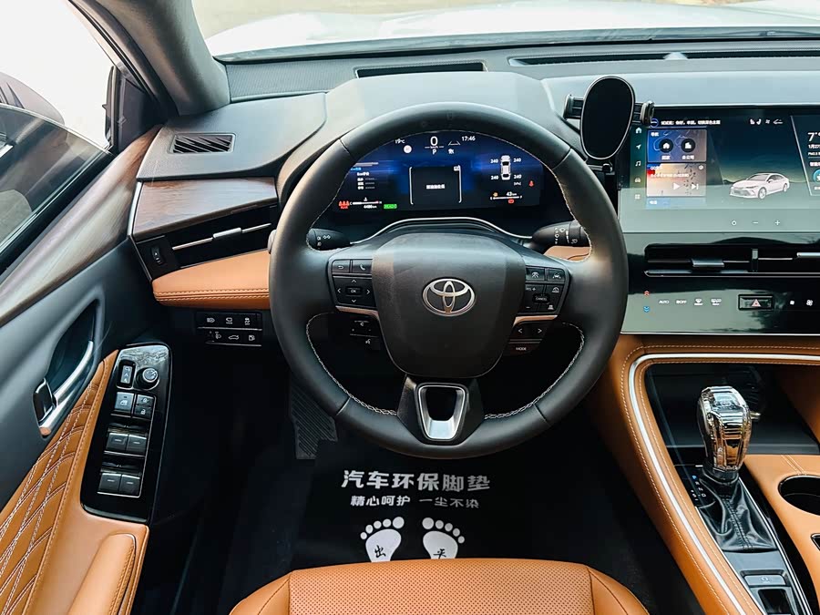 Toyota Avalon 2025 car image #18