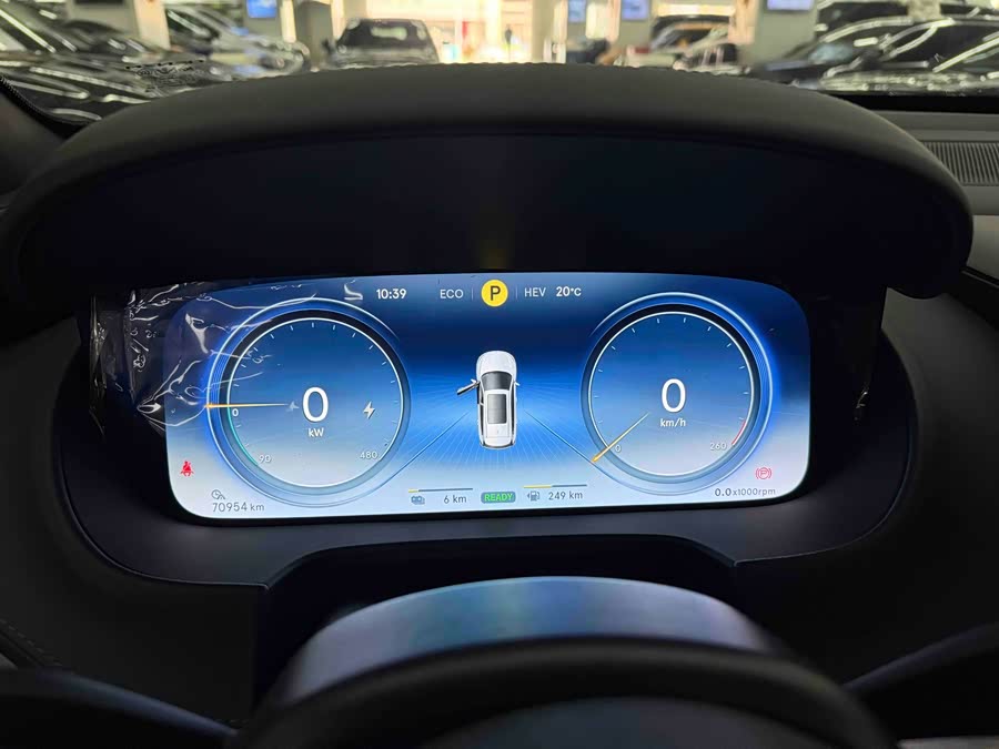 Denza X 2020 car image #18