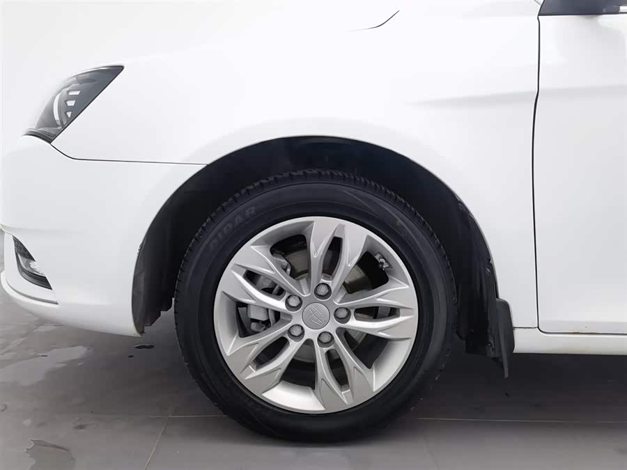 GEELY Emgrand 2016 car image #18