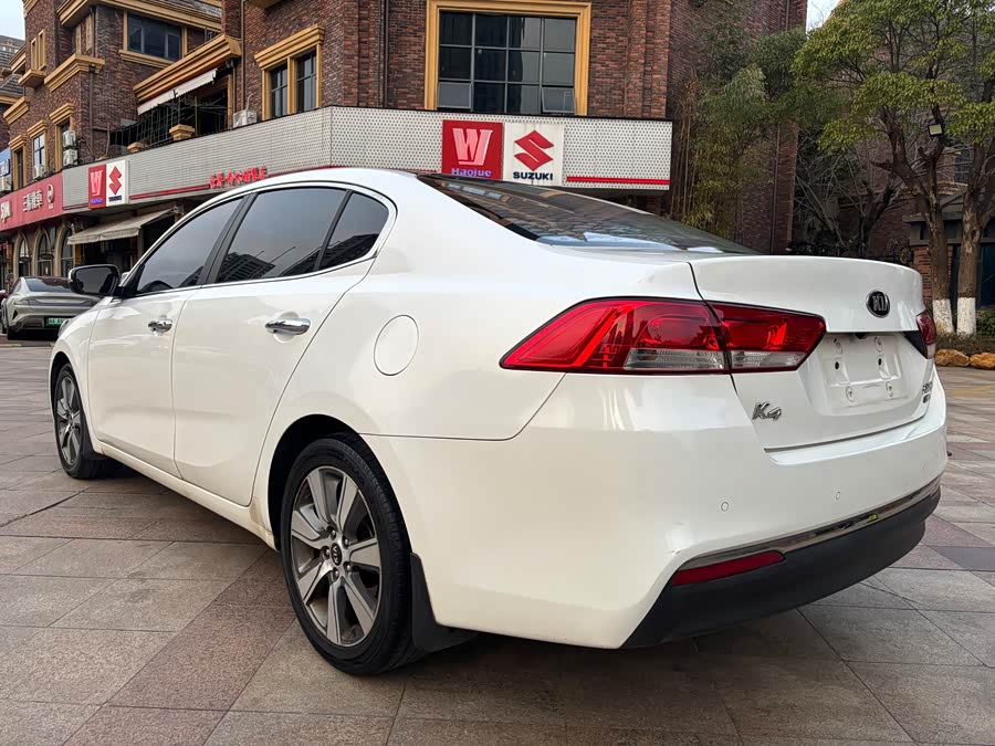 起亚 起亚K4 2016 汽车图片 #18