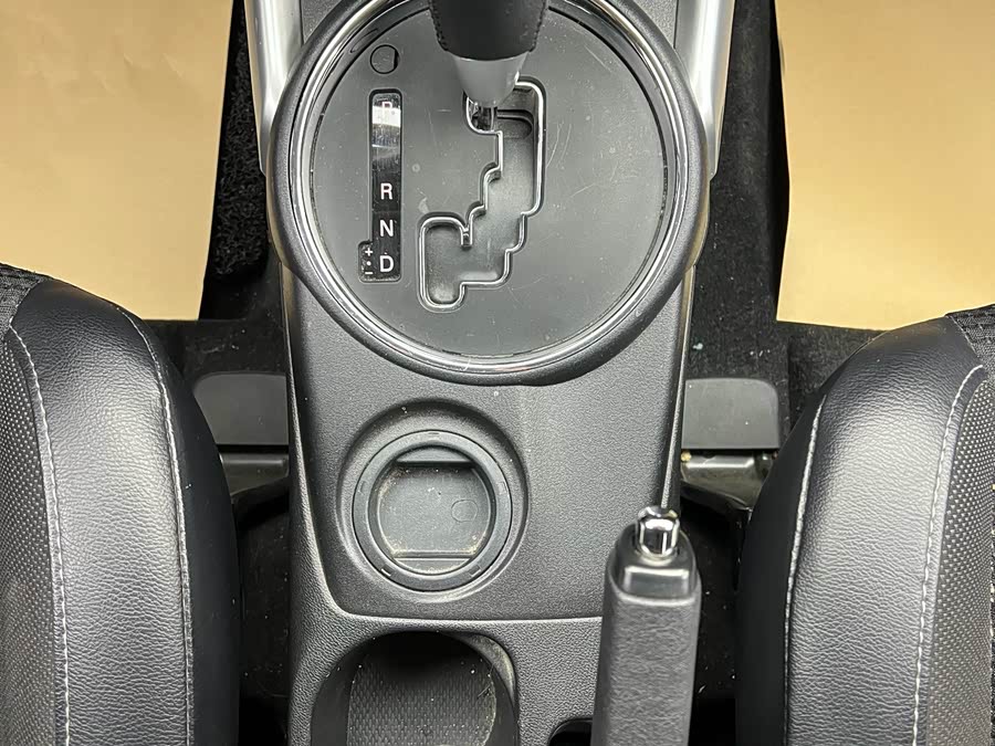 Citroen C4 Aircross (Imported) 2015 car image #18