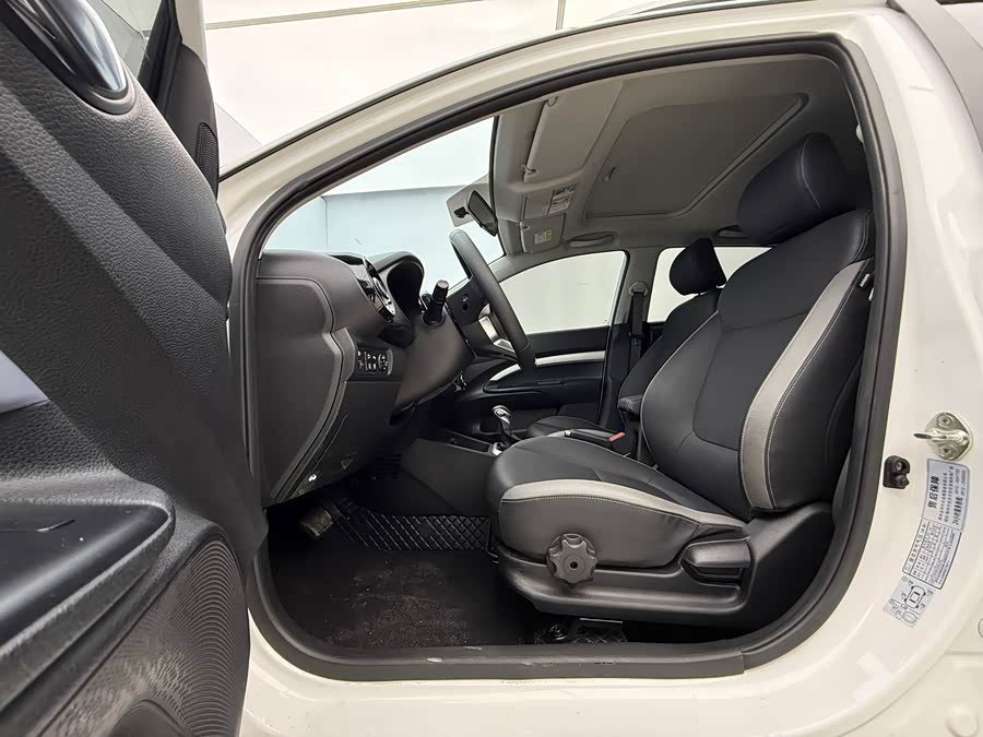 Kia KX1 2021 imagen de coche #18