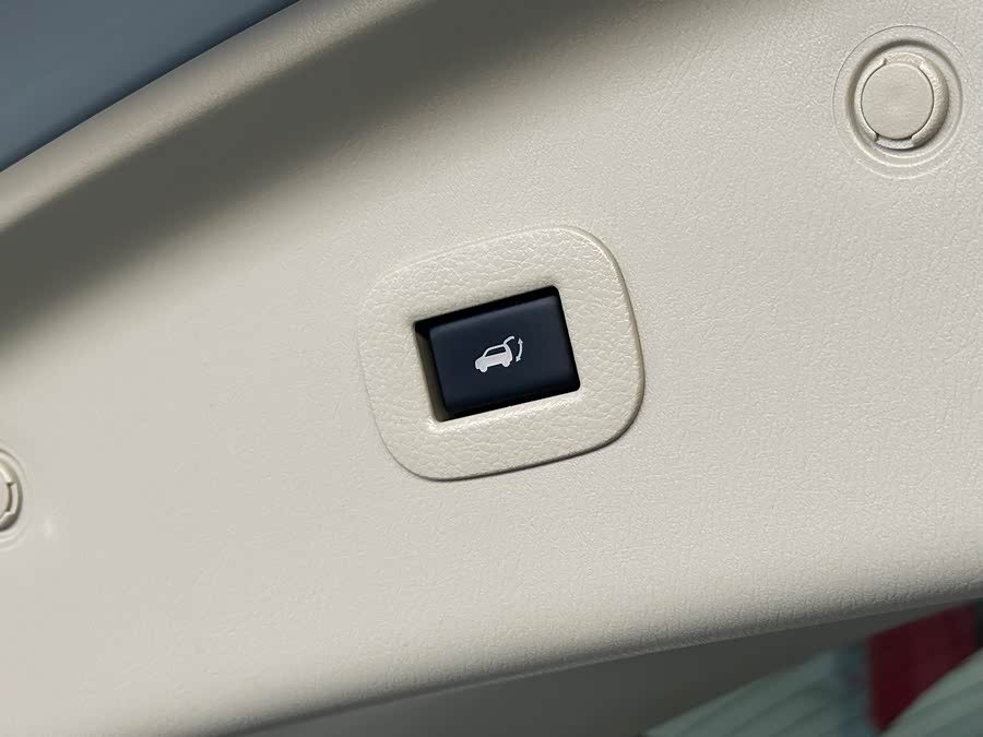 日产 途乐 2018 汽车图片 #18