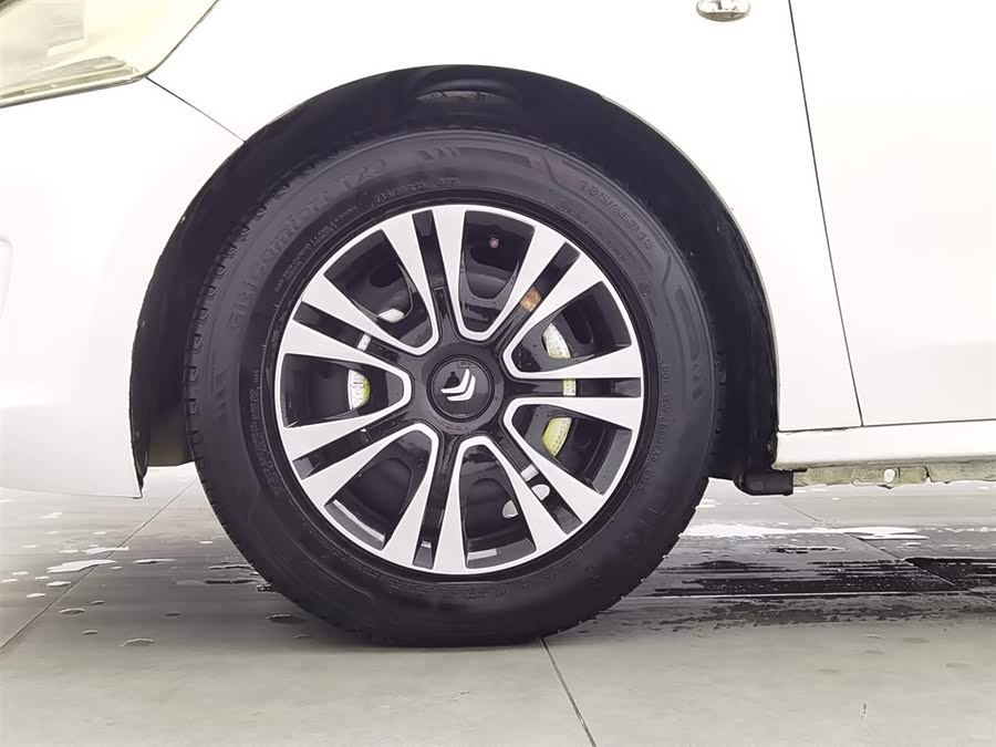 Citroen C-Elysée 2015 car image #18