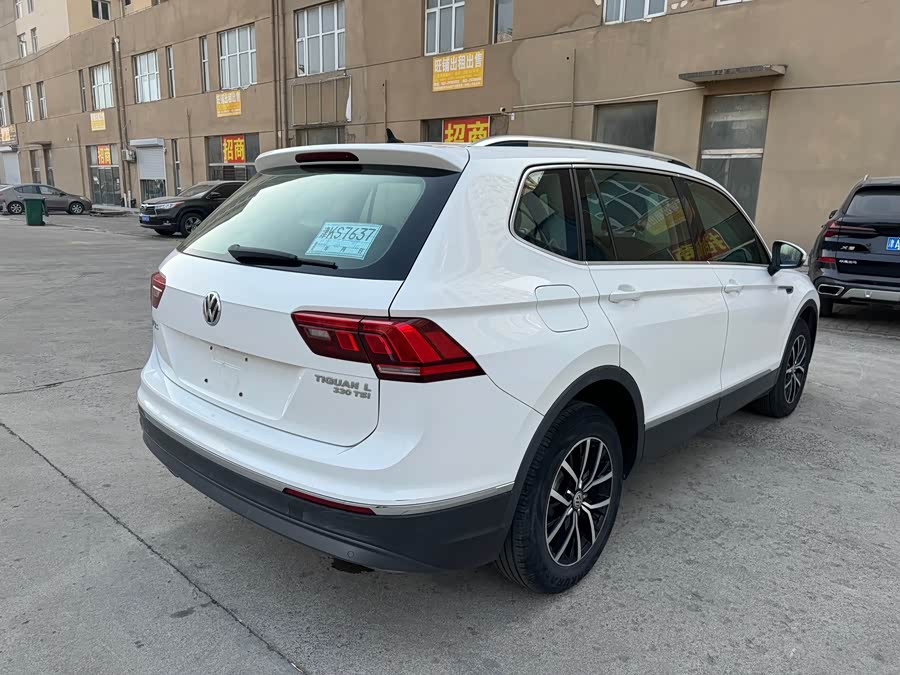 Volkswagen Tiguan L 2018 car image #18