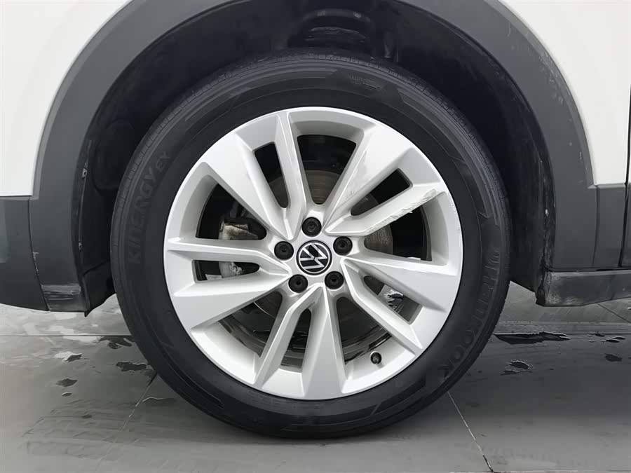 Volkswagen T-Cross 2021 car image #18
