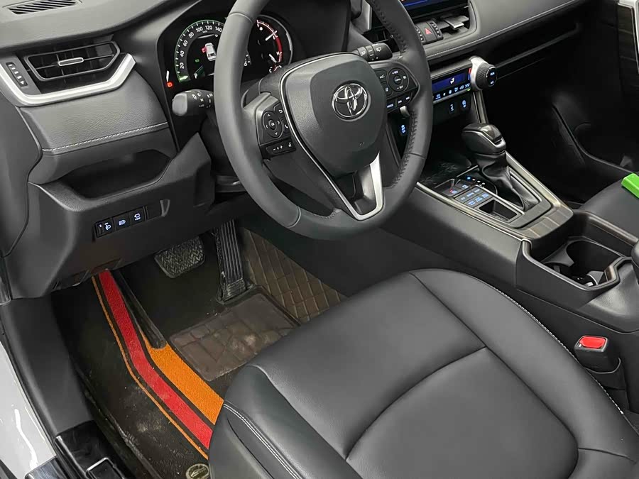 Toyota RAV4 2021 #18 Toyota RAV4 2021 car image #18