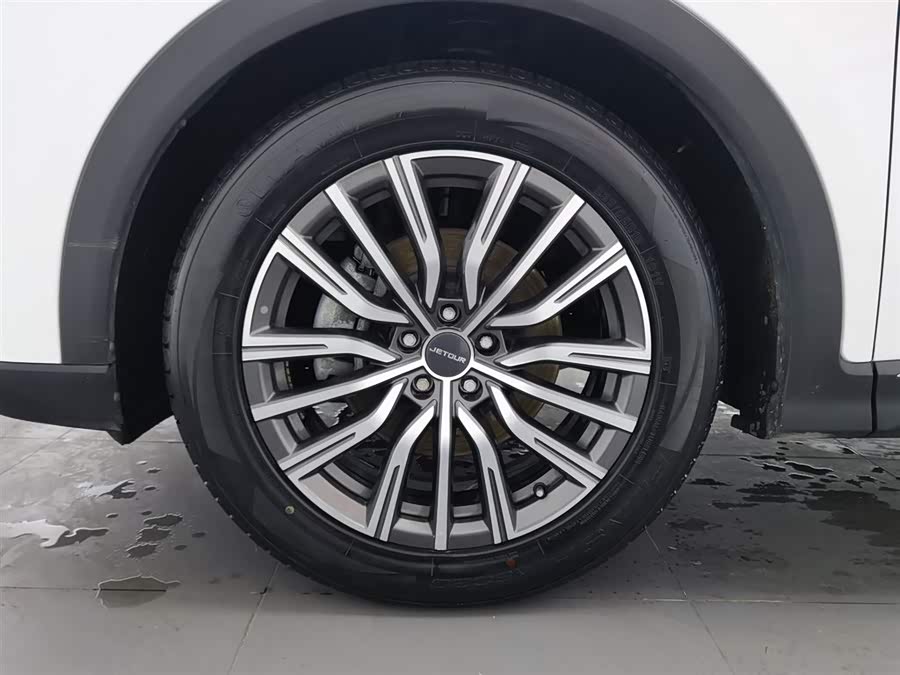X70 PLUS 2024 car image #18