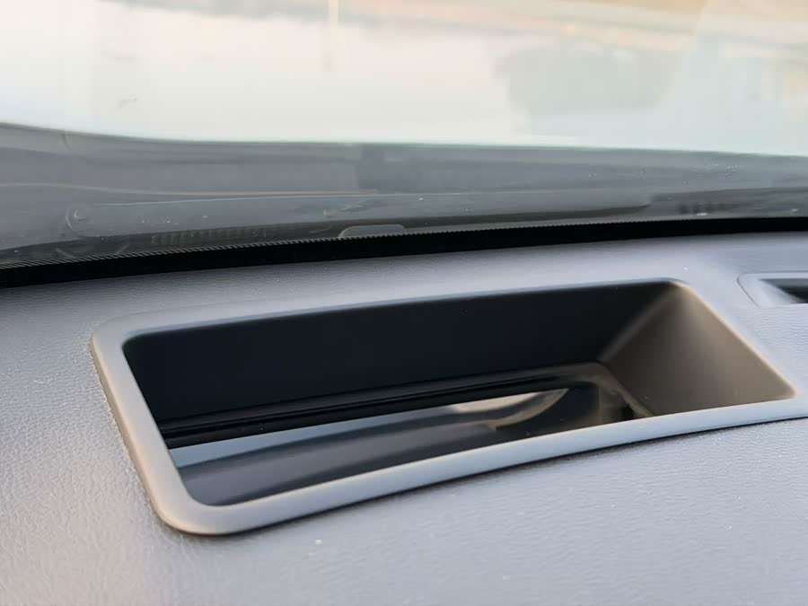 Toyota RAV4 Hybird E+ 2021 immagine di auto #18