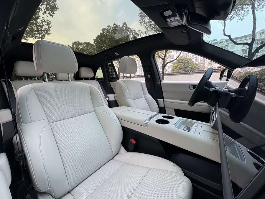 Li L6 2024 imagen de coche #18