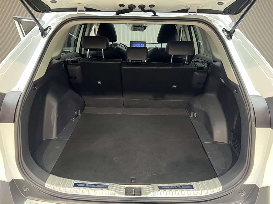 Toyota RAV4 2021 #18 Toyota RAV4 2021 car image #18