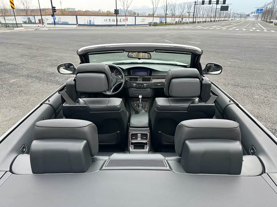 BMW 3 Series (Imported) 2010 car image #18