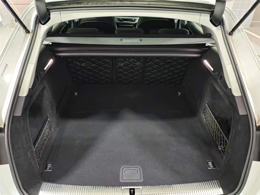 Audi A4 (Imported) 2020 car image #18