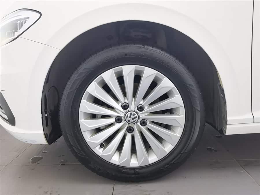 Volkswagen Lavida 2020 car image #18