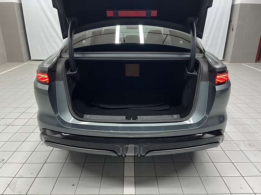 BYD HanL 2025 #18 BYD HanL 2025 صورة سيارة #18