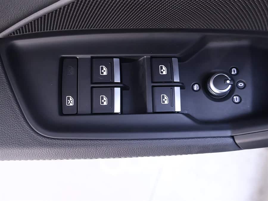 Audi A3 2024 car image #18