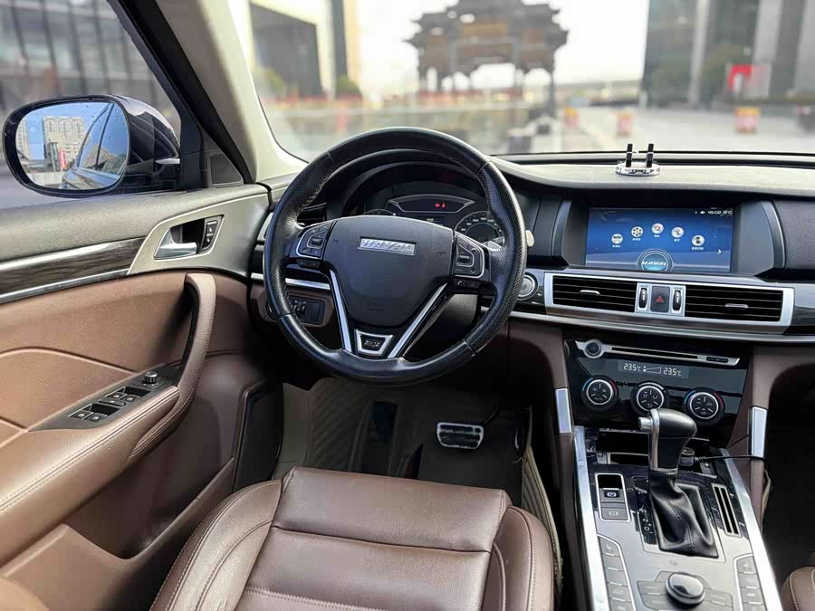 Haval H7 2017 car image #18