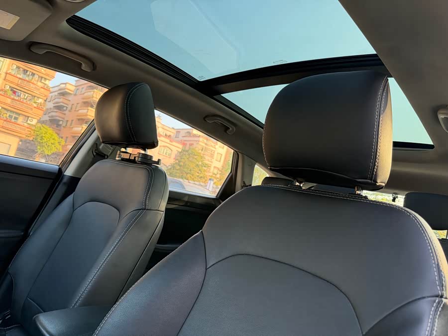 Kia Carens 2016 immagine di auto #18