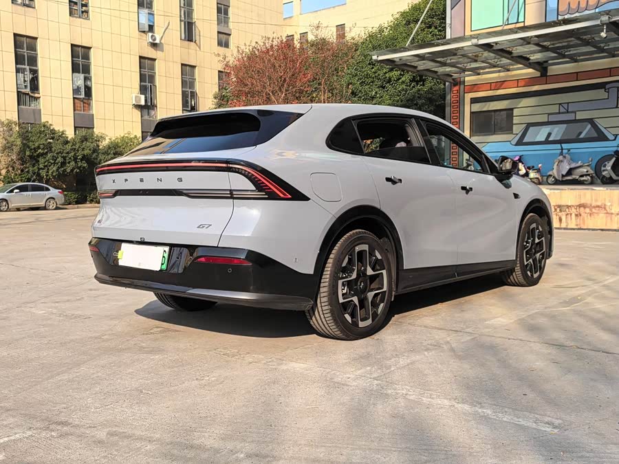 Xpeng G7 2025 #18 Xpeng G7 2025 car image #18