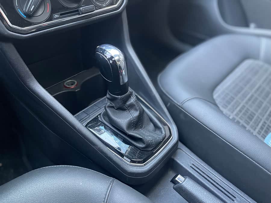Jetta Jetta 2018 #18 Jetta Jetta 2018 immagine di auto #18