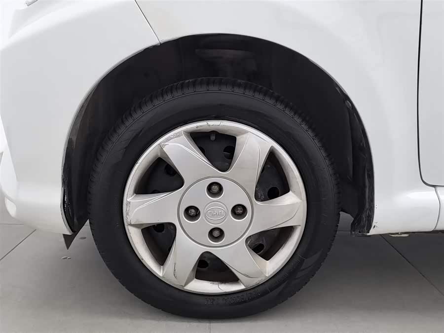 BYD e1 2020 #18 BYD e1 2020 car image #18