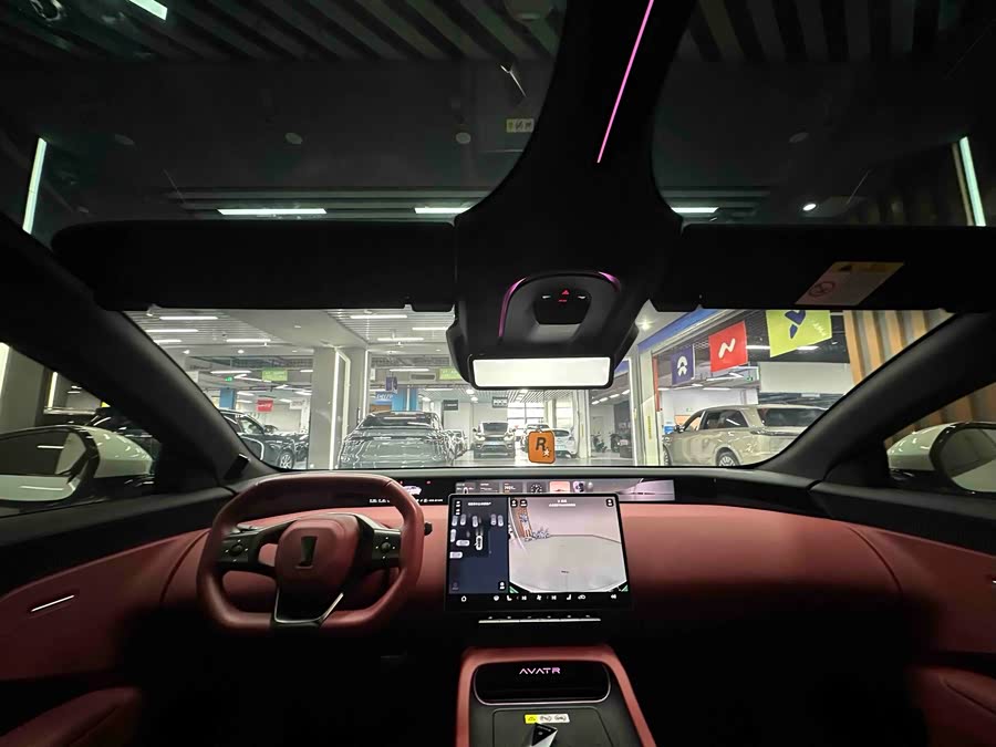 Avatr 12 2025 car image #18