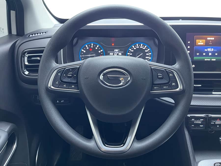 GAC Trumpchi GS3 2022 #18 GAC Trumpchi GS3 2022 car image #18